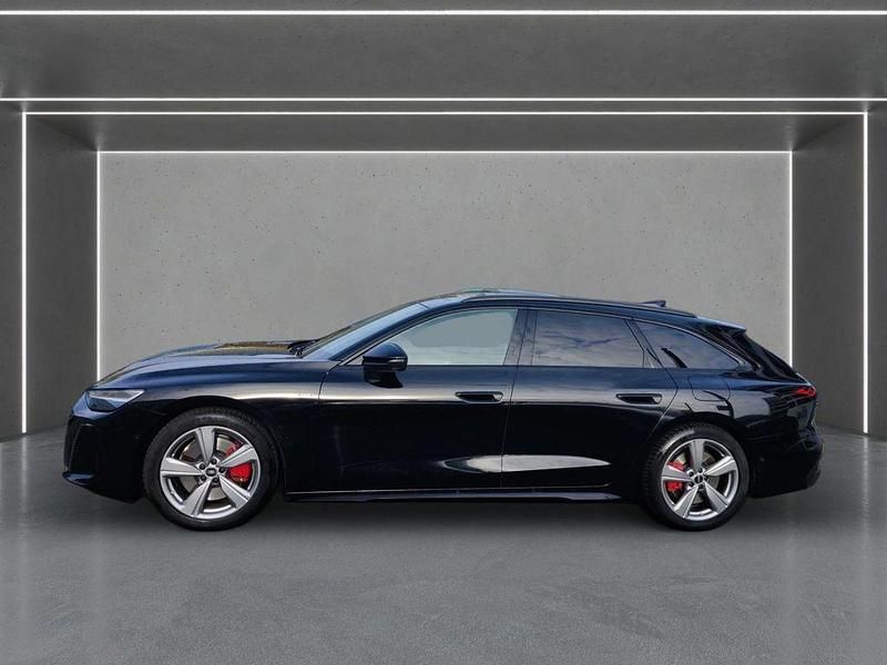 Gebraucht Audi A6 Ambiente 367 PS (269 kW) 2025 Mythosschwarz metallic Kombi