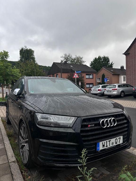 Grün Gebraucht 2018 Audi SQ7 Sport SUV | 49.500 € (Fairer Preis) - Bild 1/4
