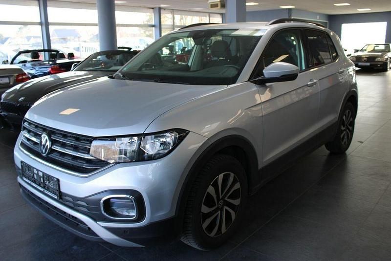 Gebraucht VW T-Cross Active 110 PS (80 kW) 2021 Reflex silber metallic SUV