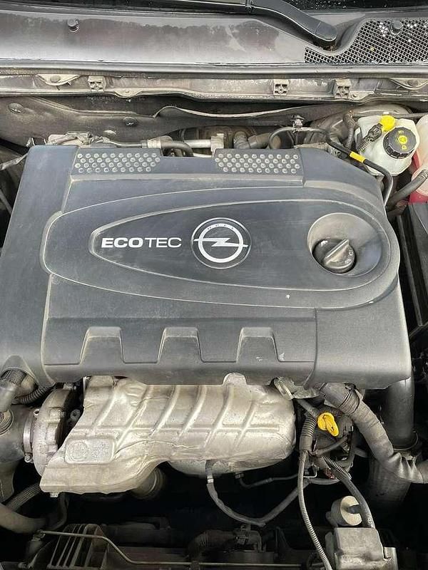 Gebraucht Opel Insignia Edition 163 PS (119 kW) 2014 Schwarz Limousine