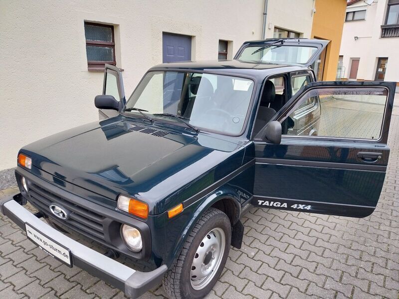 Gebraucht 2018 Lada niva 1.7 Benzin 83 PS (14.490 €) 01844 Sachsen