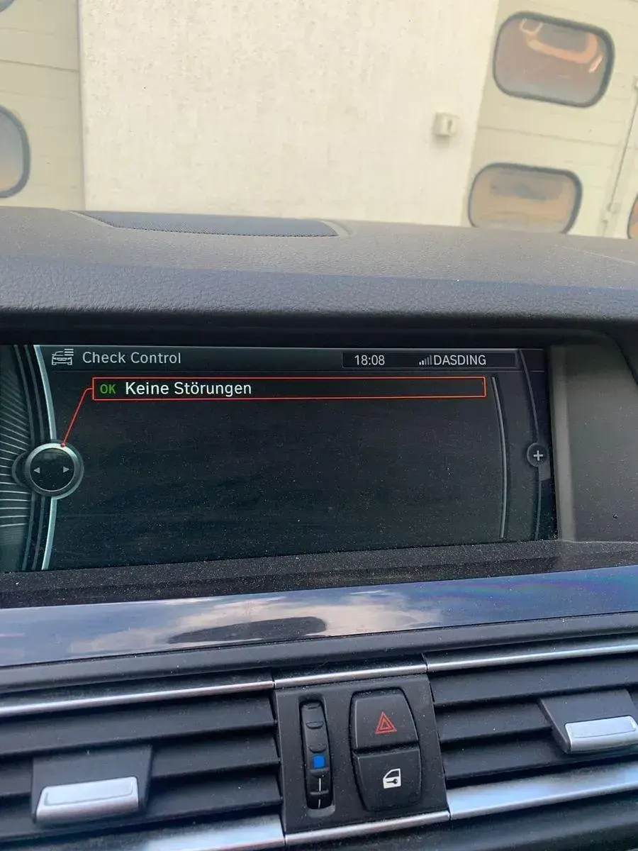 Gebraucht BMW 530 258 PS (189 kW) 2011 Braun Kombi