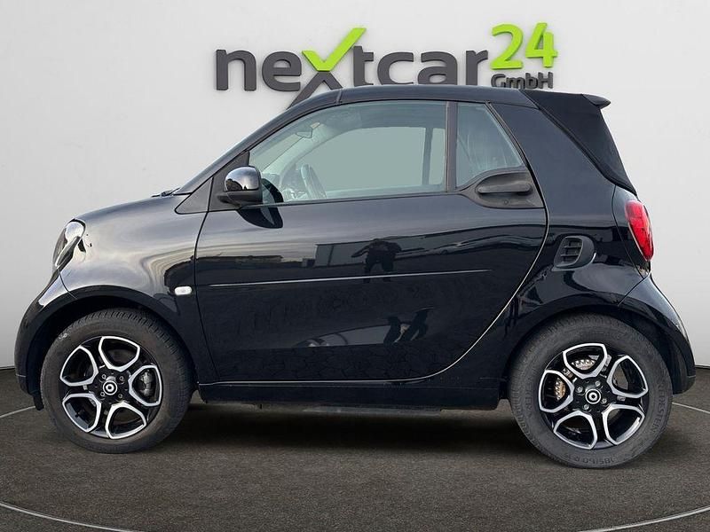 Gebraucht Smart ForTwo Cabrio 60 kW (82 PS) 2017 Schwarz Cabrio