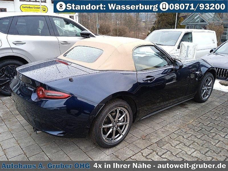 Neu Mazda MX5 Kazari 132 PS (97 kW) 2025 Beige Cabrio