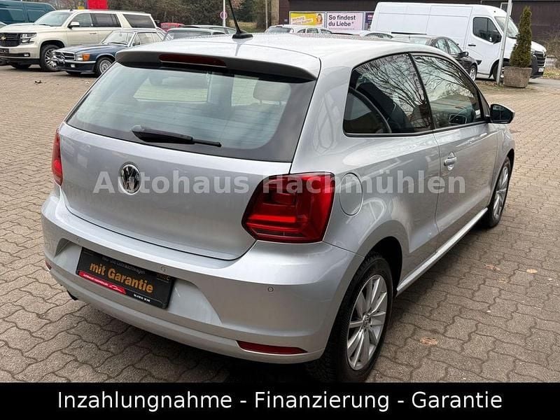 Gebraucht VW Polo 90 PS (66 kW) 2016 Silber Kleinwagen