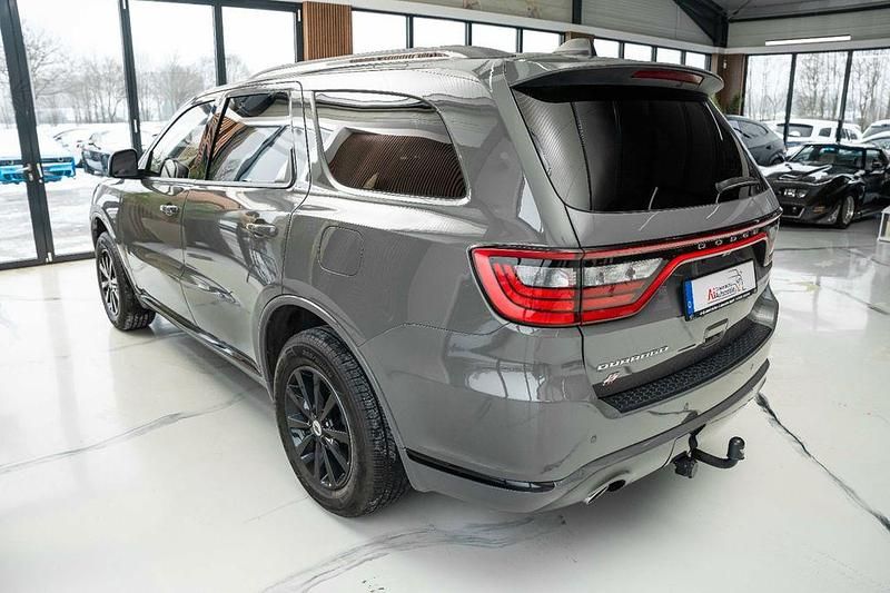 Usado Dodge Durango SXT 299 CV (219 kW) 2022 Gris SUV