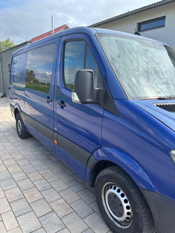 Blau Gebraucht 2016 Mercedes Sprinter Van | 14.000 € - Bild 1/4