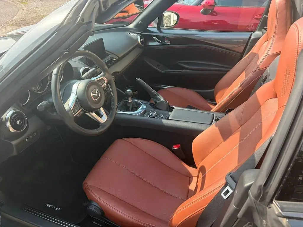 Gebraucht Mazda MX5 Sky 184 PS (135 kW) 2022 Grau Cabrio