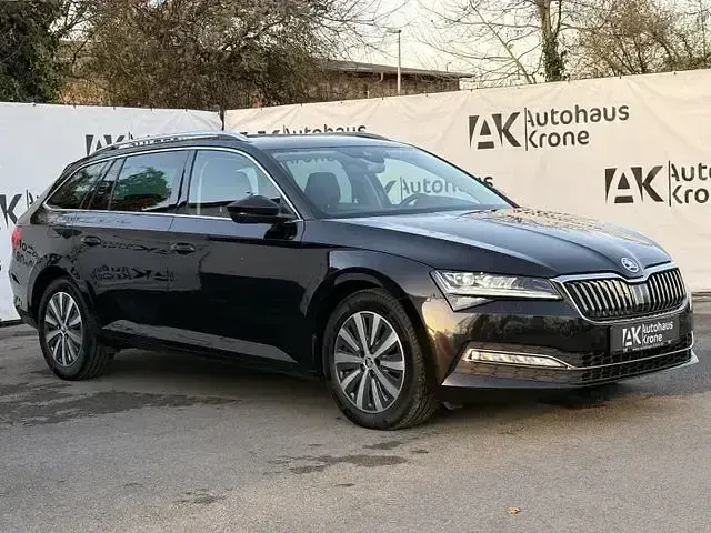 Gebraucht Skoda Superb Style 150 PS (110 kW) 2021 Schwarz Kombi