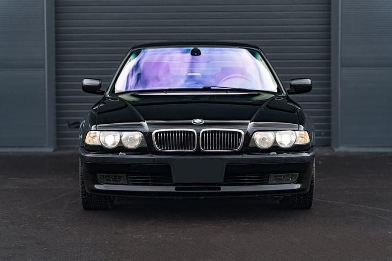 Gebraucht BMW 740 286 PS (210 kW) 2001 Schwarz Limousine