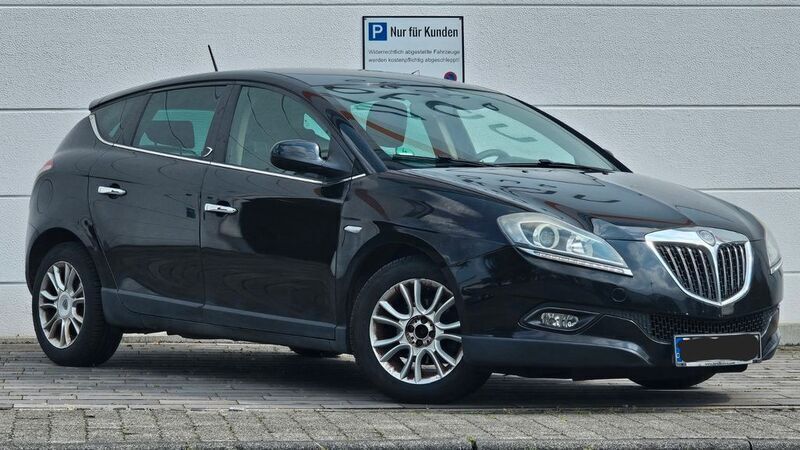 Schwarz Gebraucht 2008 Lancia Delta Limousine | 2.000 € (Superpreis) - Bild 1/4