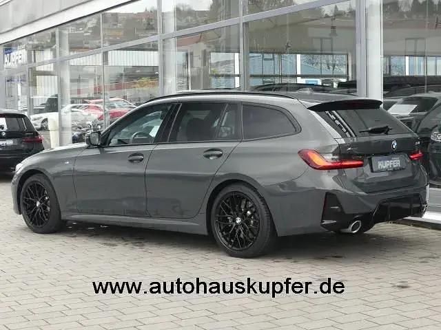 Brugt BMW 330 Performance 245 HK (180 kW) 2025 Grå Stationcar