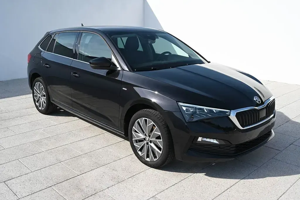 Gebraucht Skoda Scala Clever 150 PS (110 kW) 2022 Schwarz Kleinwagen