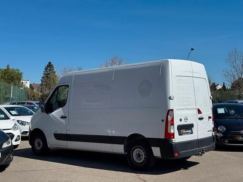 Gebraucht Opel Movano 131 PS (96 kW) 2018 Weiß Van / Kleinbus