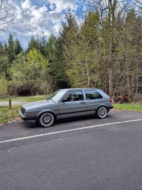 Gebraucht VW Golf II 90 PS (66 kW) 1990 Silber Kleinwagen