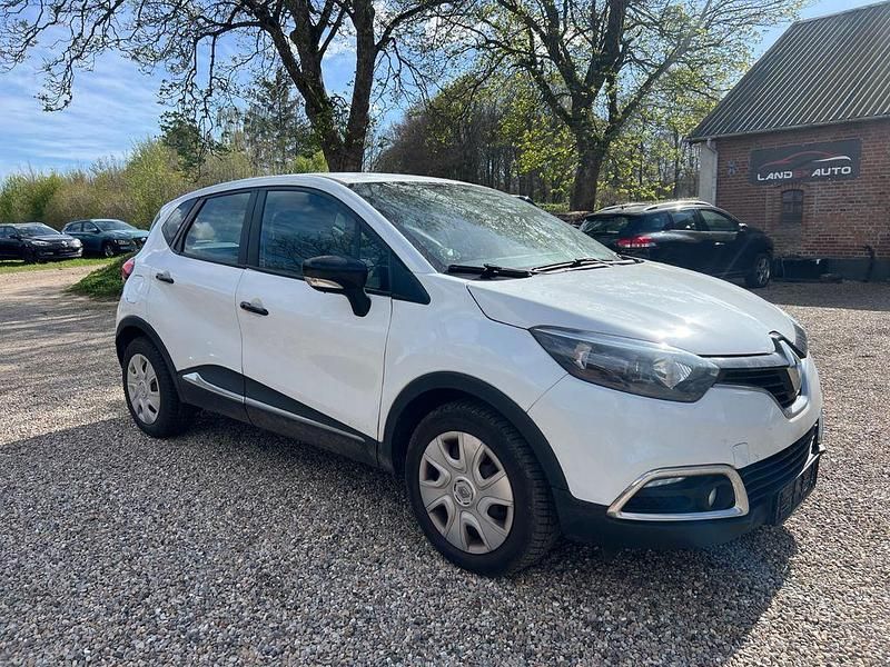 Occasion Renault Captur Expression 90 ch (66 kW) 2015 Blanc SUV