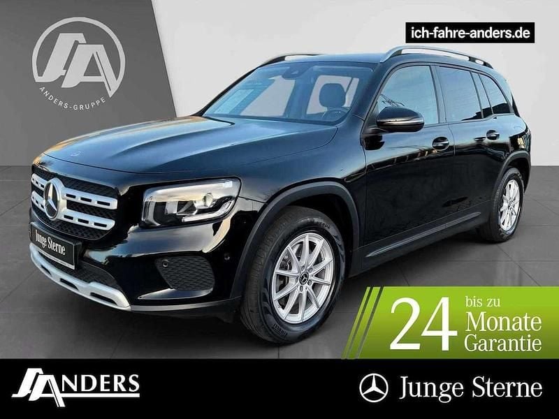 Nachtschwarz Gebraucht 2023 Mercedes GLB200 SUV | 31.864 € (Fairer Preis) - Bild 1/3