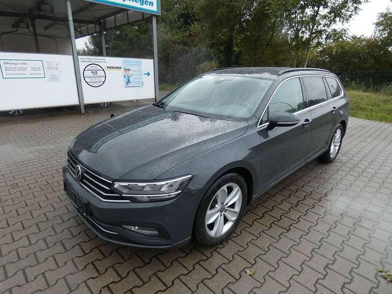 Uranograu/cinza urano Gebraucht 2021 VW Passat Business Kombi | 16.890 € (Superpreis) - Bild 1/4