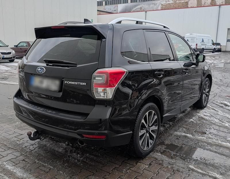 Gebraucht Subaru Forester 150 PS (110 kW) 2017 Schwarz SUV