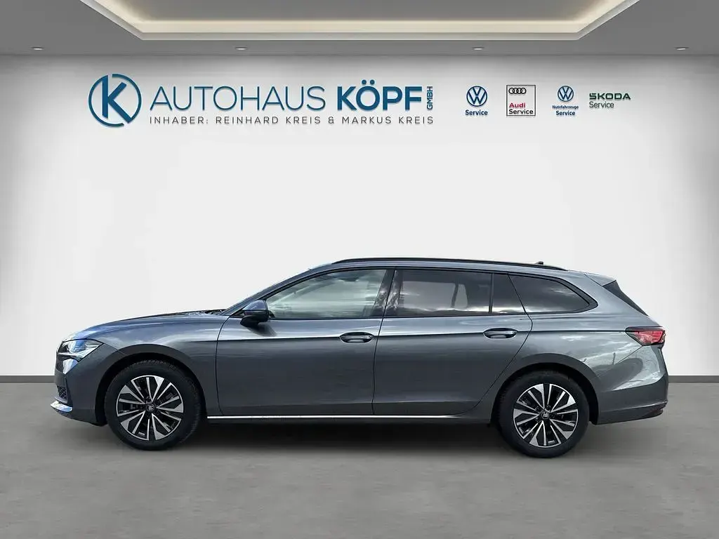 Gebraucht Skoda Superb Selection 150 PS (110 kW) 2025 Grau Kombi
