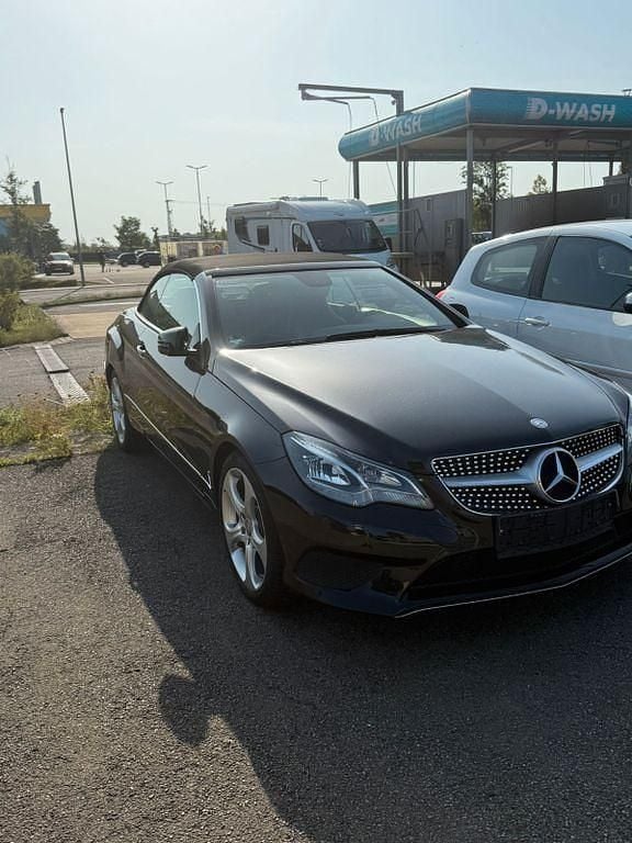 Gebraucht Mercedes CLE220 204 PS (150 kW) 2015 Schwarz Cabrio