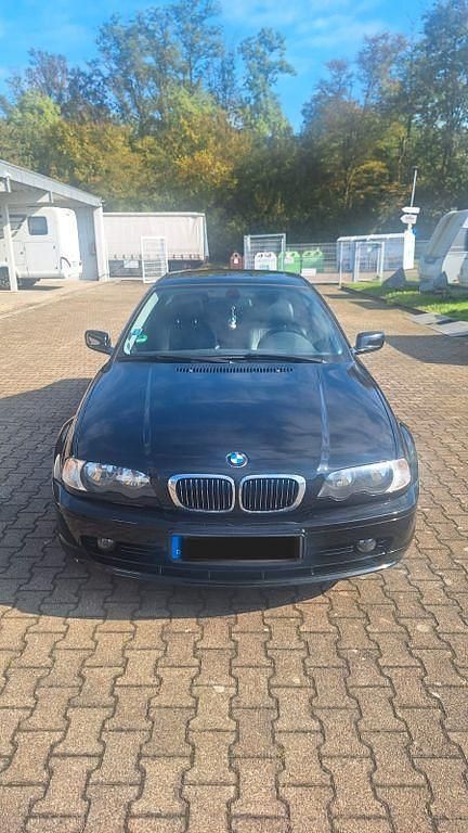 Gebraucht BMW 323 170 PS (125 kW) 2001 Schwarz Coupé