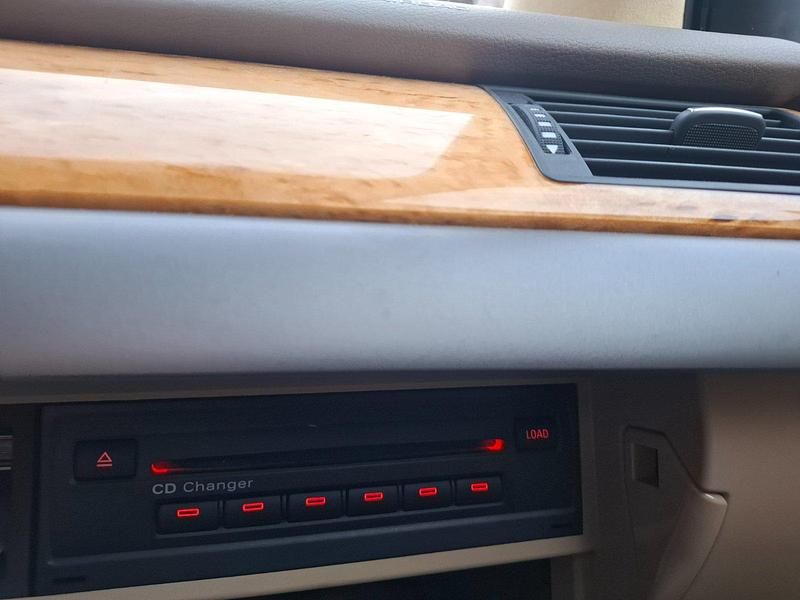 Gebraucht Audi A8 235 PS (172 kW) 2005 Andere farben Limousine