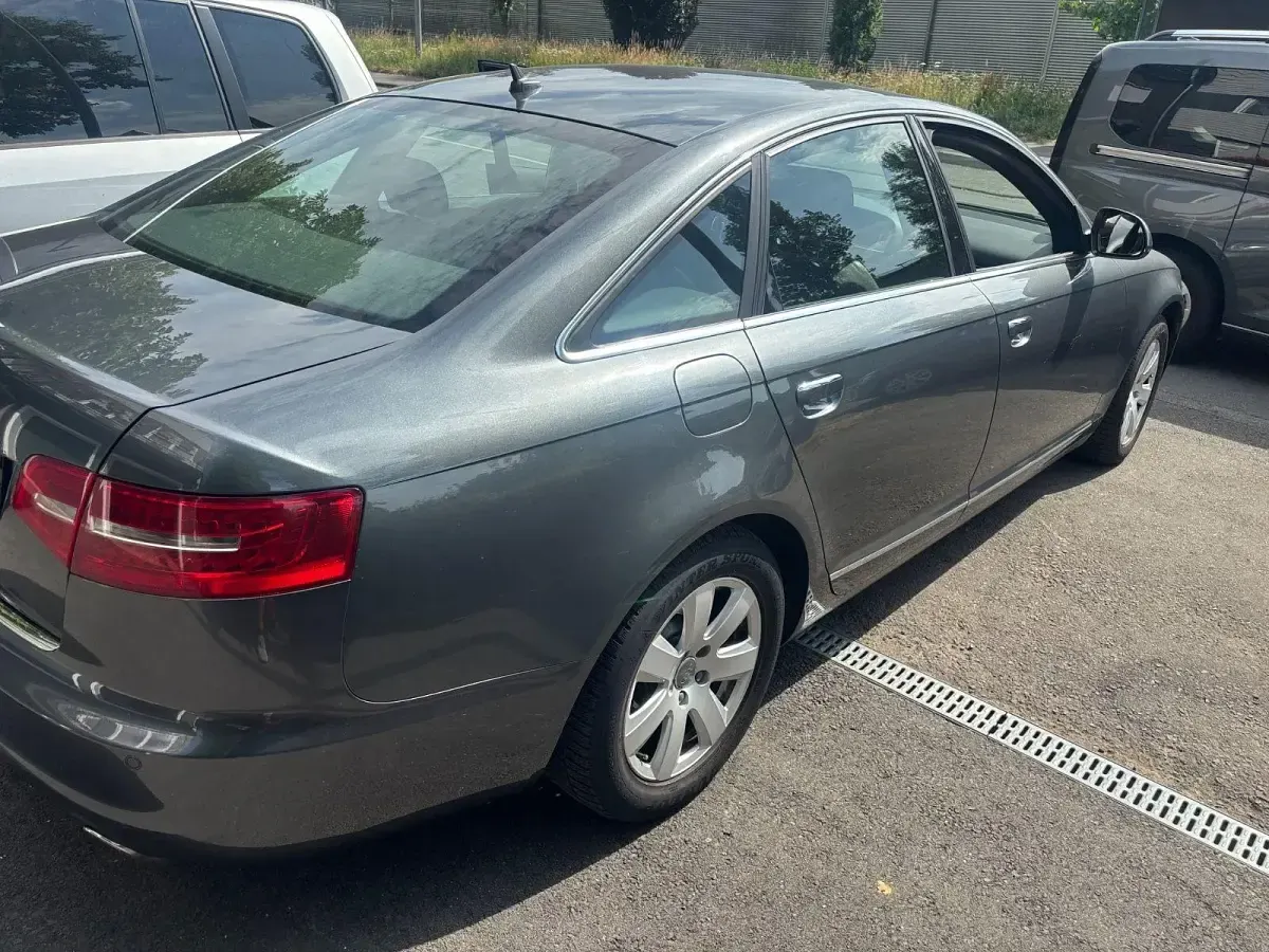 Gebraucht Audi A6 Sport 190 PS (139 kW) 2010 Schwarz Limousine