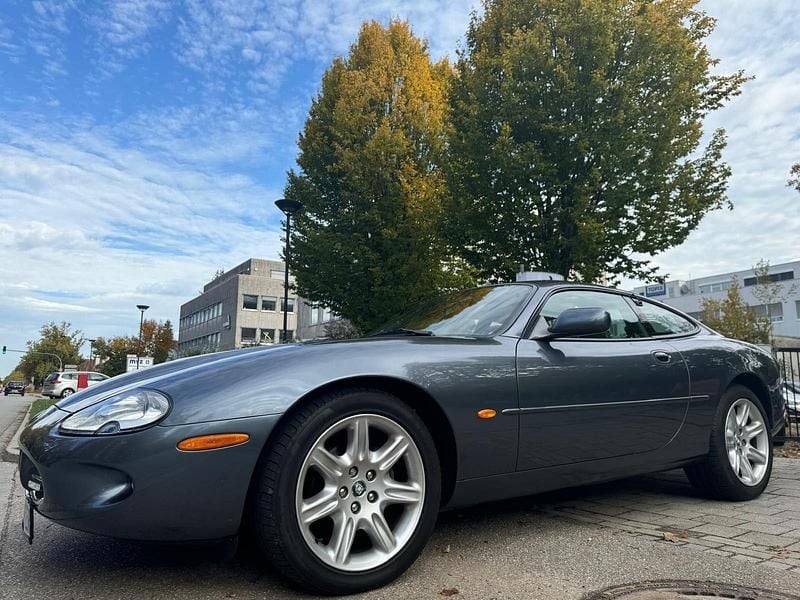 Gebraucht Jaguar XK8 284 PS (208 kW) 1997 Grau Coupé
