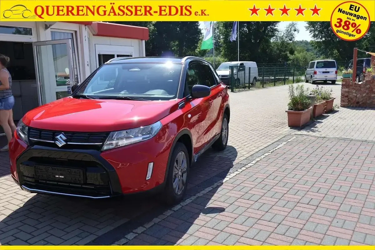 Neu Suzuki Vitara Comfort 110 PS (80 kW) 2025 Bright red/ cosmic black SUV