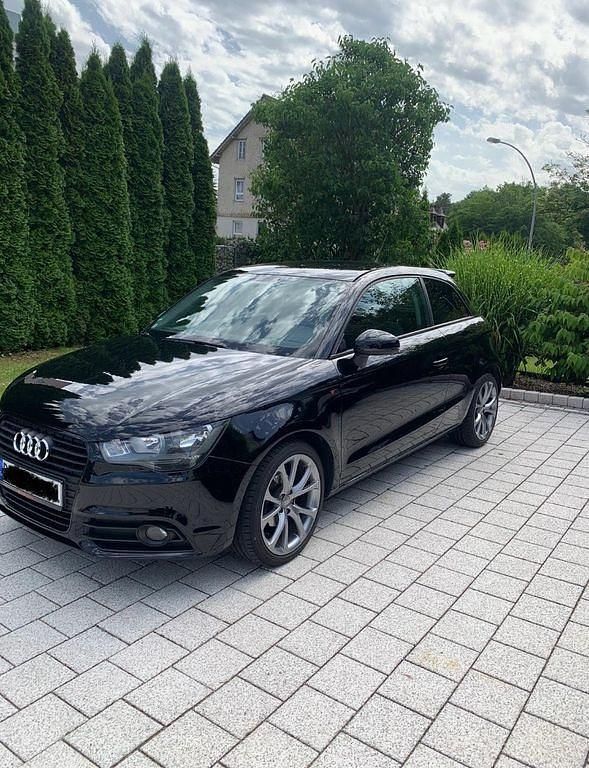 Schwarz Gebraucht 2011 Audi A1 Ambition Kleinwagen | 6.000 € (Fairer Preis) - Bild 1/4