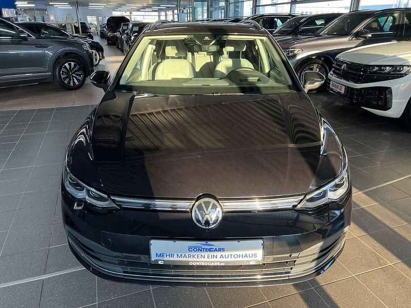 Gebraucht VW Golf VIII Style 150 PS (110 kW) 2021 Deep black Kombi