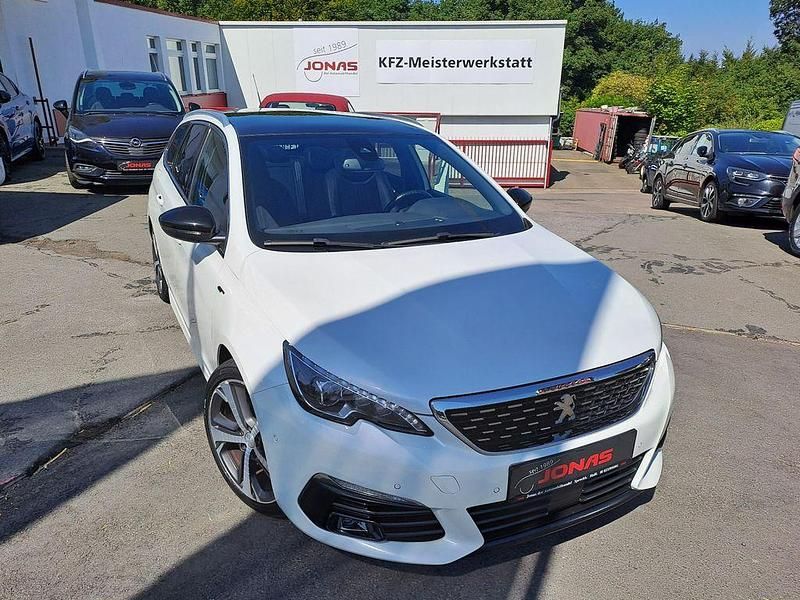 Weiß Gebraucht 2019 Peugeot 308 GTi Kombi | 15.900 € (Fairer Preis) - Bild 1/4