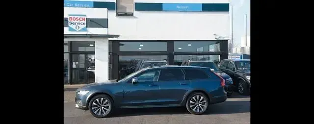 Gebraucht Volvo V90 CC Plus 197 PS (144 kW) 2022 Blau Kombi