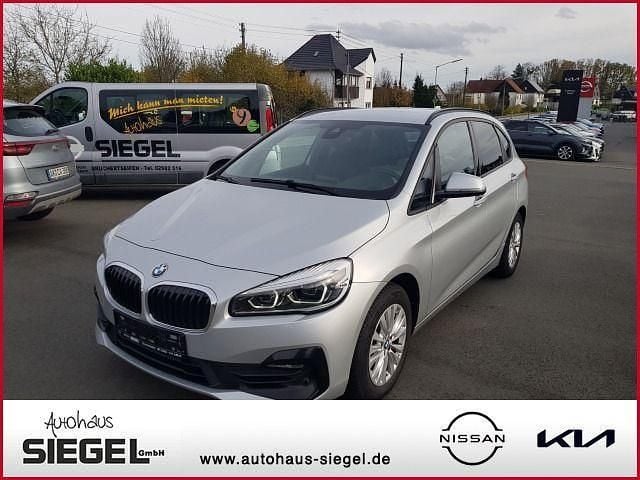 Silber Gebraucht 2020 BMW 218 Active Tourer Van / Kleinbus | 17.990 € (Fairer Preis) - Bild 1/4