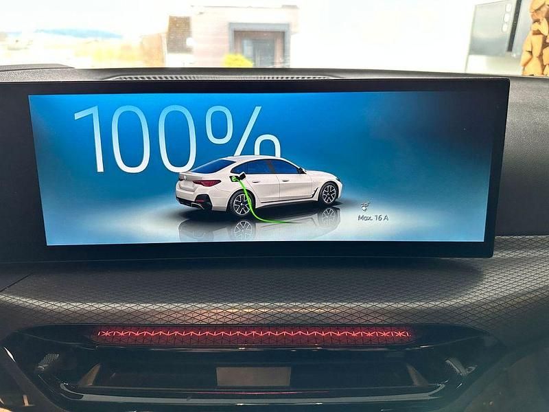 Gebraucht BMW i4 Performance 294 kW (401 PS) 2025 Weiß Limousine