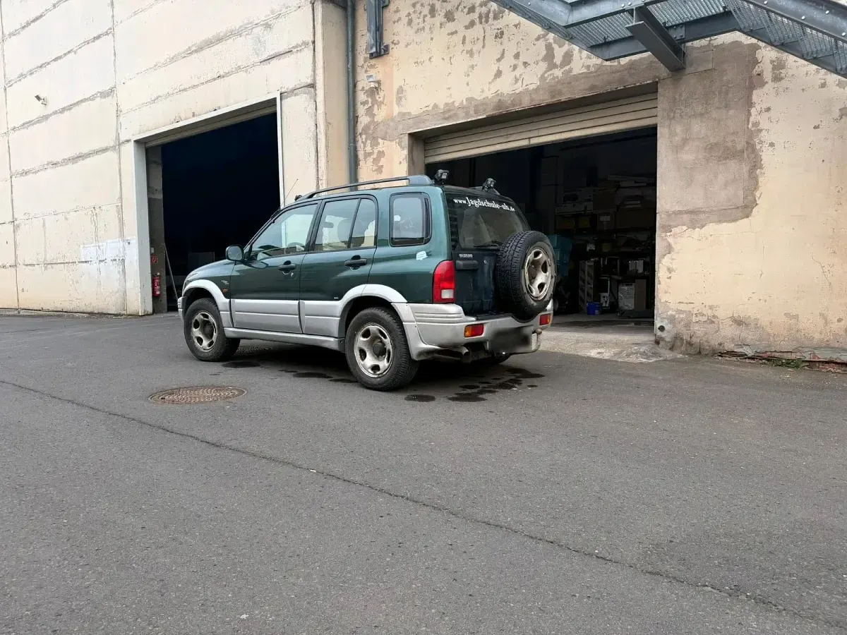 Używany Suzuki Vitara 1998 Zielony Sedan/Limuzyna