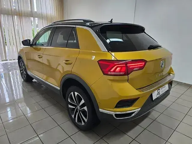 Gebraucht VW T-Roc IQ Drive 150 PS (110 kW) 2019 Gelb SUV