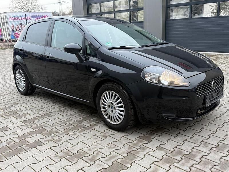 Gebraucht Fiat Grande Punto Dynamic 65 PS (47 kW) 2007 Schwarz Kleinwagen