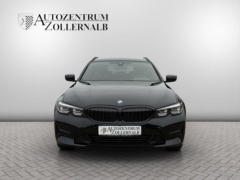 Gebraucht BMW 330e Advantage 184 PS (135 kW) 2020 Schwarz Kombi