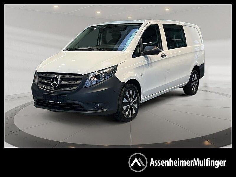 Arktikweiss Gebraucht 2023 Mercedes Vito Van / Kleinbus | 39.127 € (Teuer) - Bild 1/4