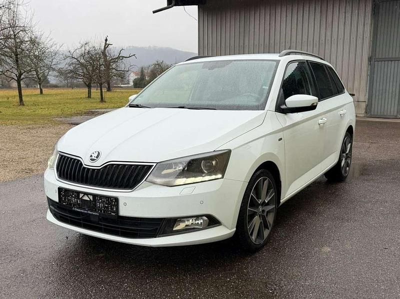 Weiß Gebraucht 2017 Skoda Fabia Drive Kombi | 5.800 € (Superpreis) - Bild 1/4