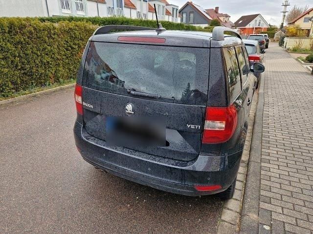 Gebraucht Skoda Yeti 120 PS (88 kW) 2015 Schwarz SUV