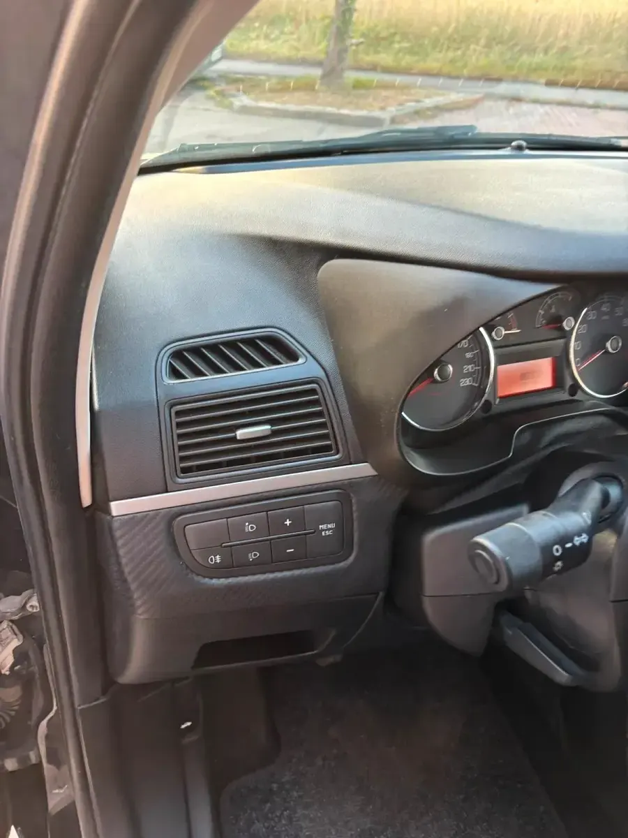Gebraucht Fiat Punto 77 PS (56 kW) 2009 Schwarz Kleinwagen