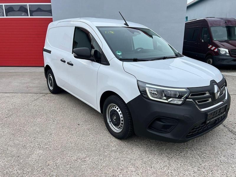 Gebraucht Renault Kangoo 89 kW (122 PS) 2022 Weiß Van / Kleinbus