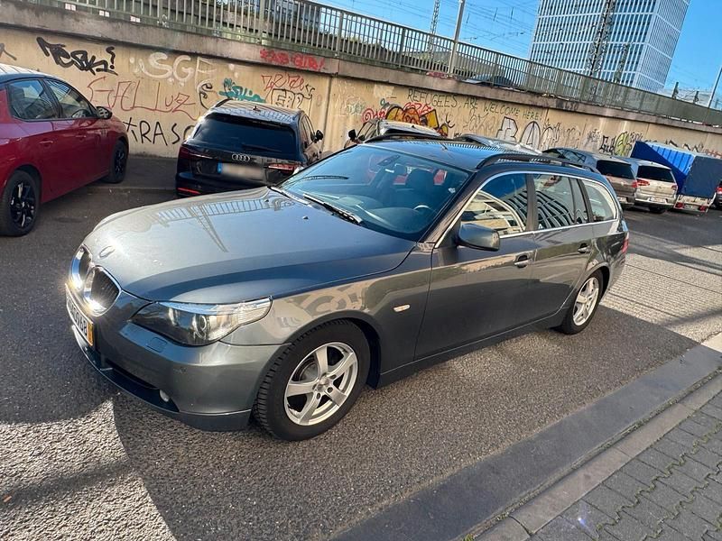 Usata BMW 525 192 CV (141 kW) 2004 Grigio Station wagon