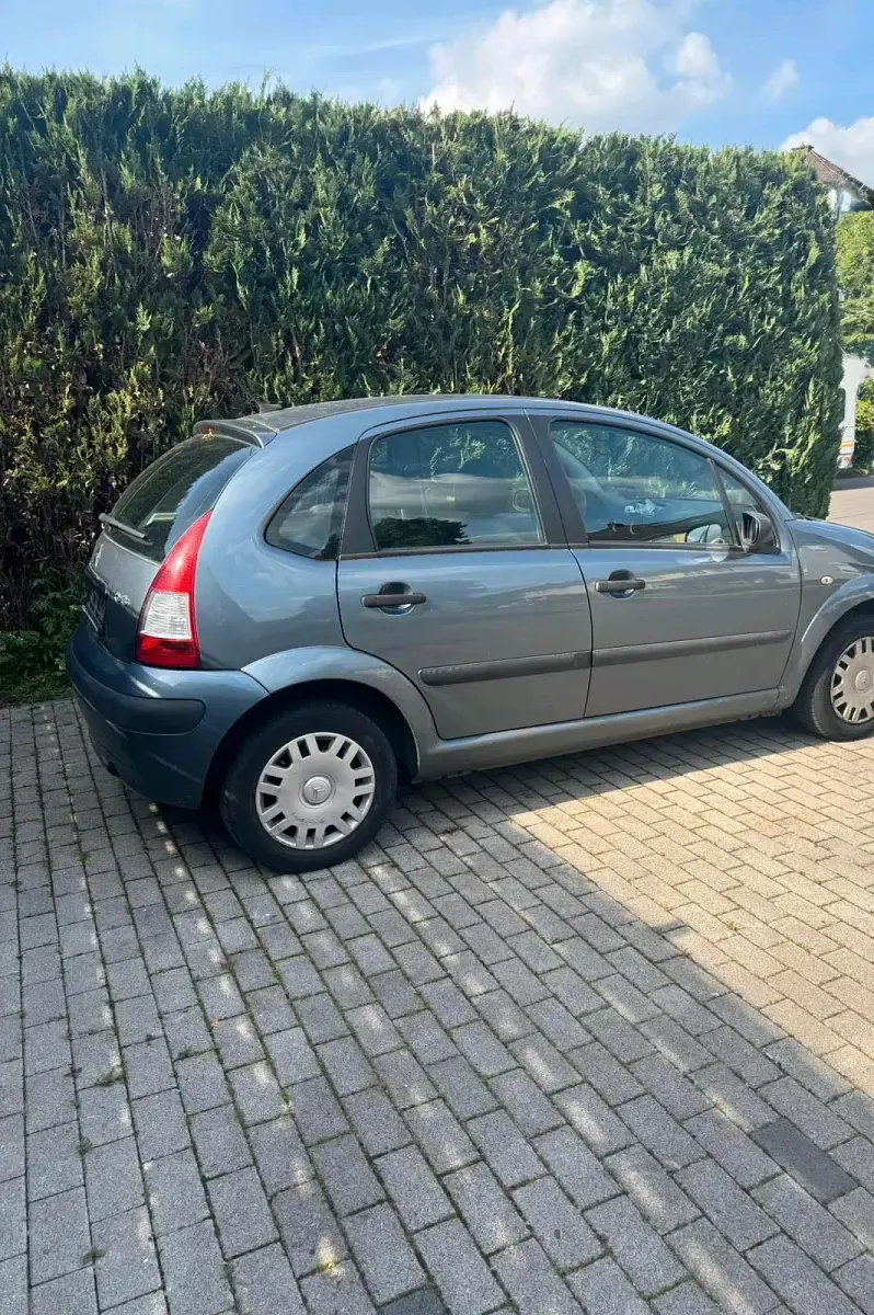Używany Citroën C3 60 KM (44 kW) 2007 Niebieski Hatchback