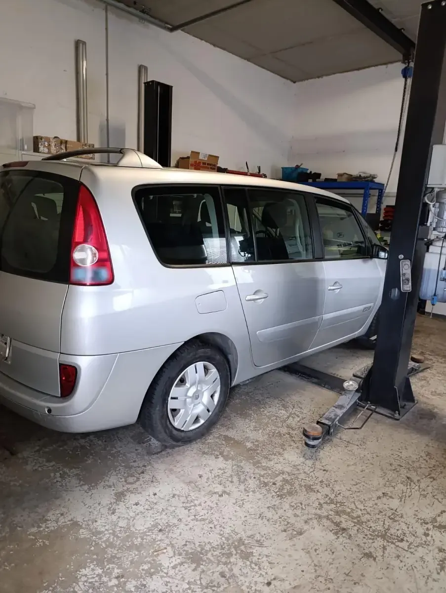 Używany Renault Espace 170 KM (125 kW) 2006 Szary Minivan