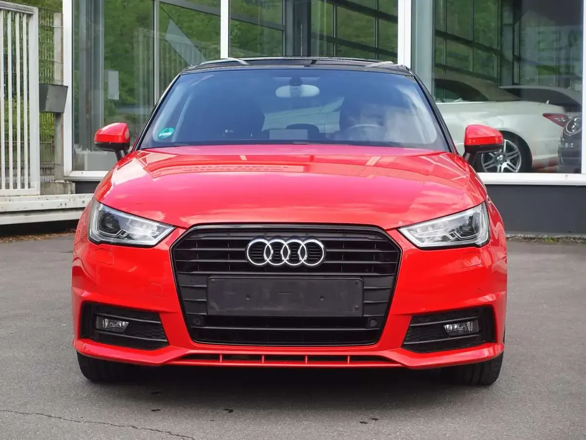 Gebraucht Audi A1 S-Line 95 PS (69 kW) 2016 Misanorot perleffekt Kleinwagen
