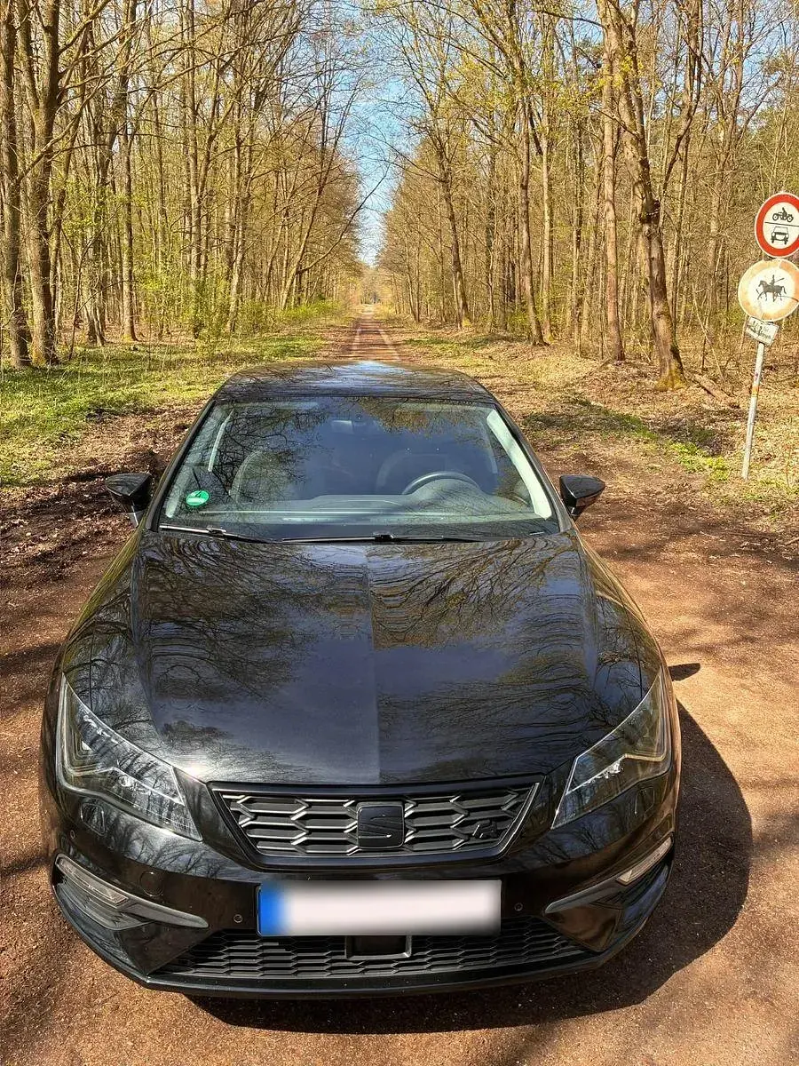 Gebraucht Seat Leon FR 150 PS (110 kW) 2019 Schwarz Limousine